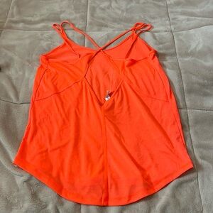Under armour tank